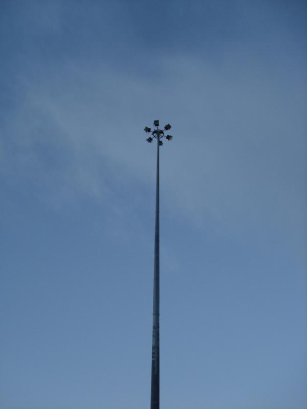 Lansdowne Road street light. Photo by Nokubonga Yawa.