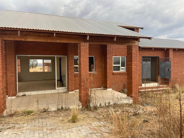 Construction has been abandoned at the Zibsilor rehab centre in Soshanguve. It had received R29.5-million from the NLC. Photos: Raymond Joseph