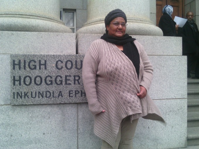 Photo of Nola Roman outside the Western Cape High Court