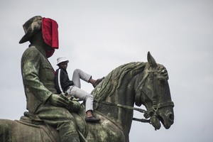 Photo of man on horse statue