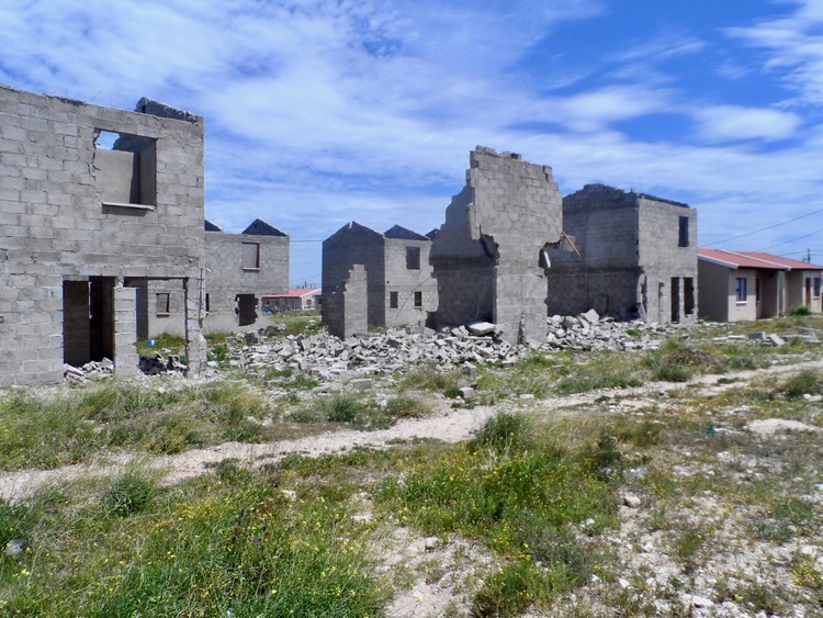Photo of ruined buildings