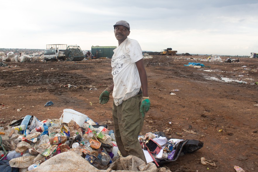 Sipho Jiyane, 34, has been working as a waste picker for the past year. He used to sell fruit and vegetables in the Wonder City informal settlement where he lives. Photo: Mosima Rafapa
