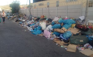 Photo of rubbish in Masiphumelele