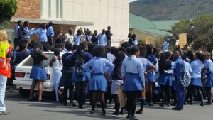 Photo of school students protesting in Fish Hoek.